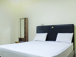 مكتب وواي فاي مجانًا وملاءات أسرّة