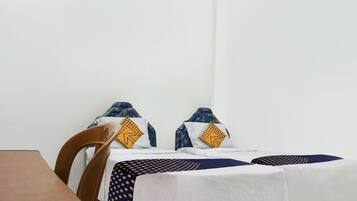 Bureau, Wi-Fi gratuit, draps fournis