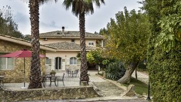 Aire de pique-nique/barbecue