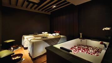 Espace de soins pour les couples, soins corporels, soins d'aromathérapie