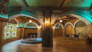 Sæsonbestemt udendørs pool