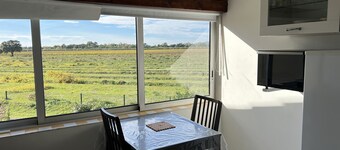 Joli Studio Très Clair Proximité mer