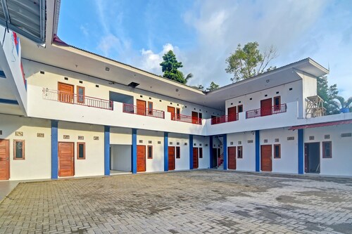 Hotel O Cvictory Inn