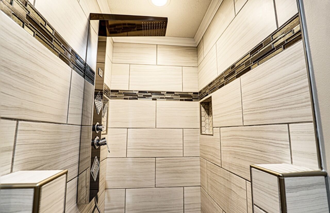 Jetted tub, hair dryer, towels, soap