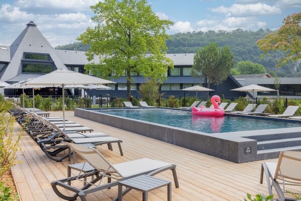 Seasonal outdoor pool - Miura (Voglans)