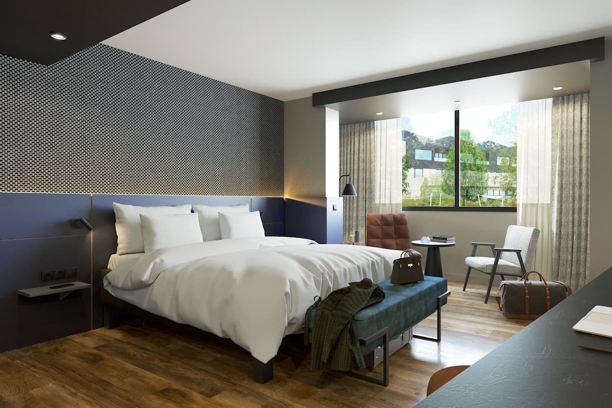 Pillow-top beds, in-room safe, individually furnished, soundproofing