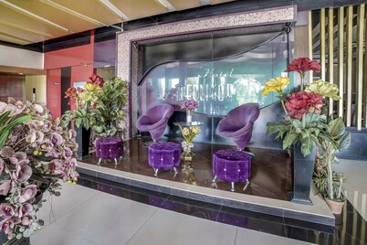 Capital O 90601 Hotel Meuligoe