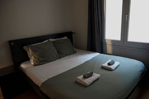 1 bedroom, free WiFi, bed sheets