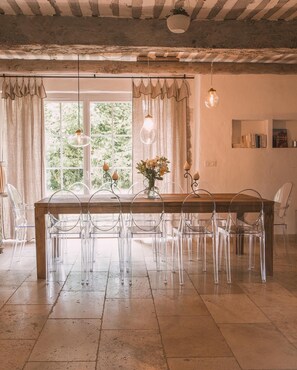 Dining - Le Coeurisier, Mas Provençale (Le Thor)