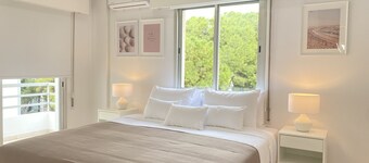 Phaedrus Living Town Flat Stephania 302