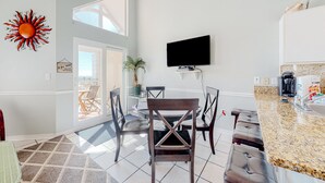 Condo, 1 phòng ngủ, ban công, quang cảnh thành phố | Tiện nghi tại phòng