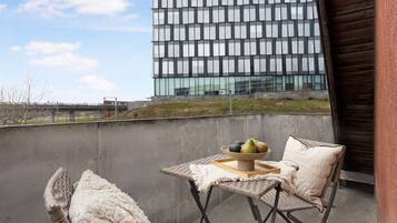 Apartment, 2 Bedrooms, Balcony | Balcony