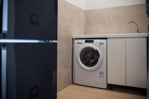 Apartamento, 3 quartos, sacada, vista para o jardim | Banheiro | Papel higiênico 