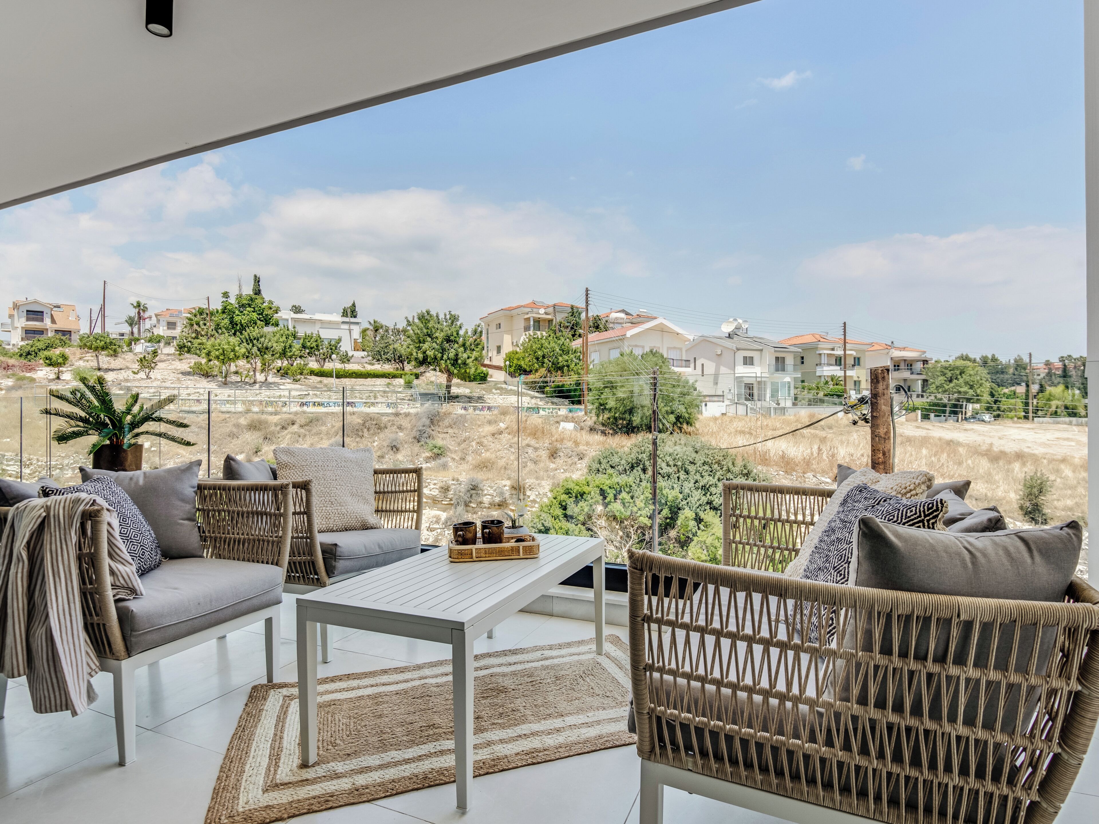 Apartamento, 2 habitaciones, balcón, vistas a la ciudad | Exterior