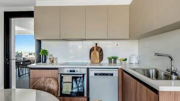Apartment, 3 Schlafzimmer, Balkon, Stadtblick | Innenbereich