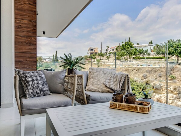 Apartament, 2 dormitoris, balcó, vistes a la ciutat | Balcó