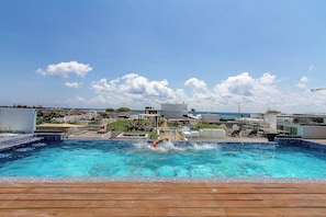 Apartamento, 2 habitaciones, accesible para personas con discapacidad | Piscina | Una piscina al aire libre