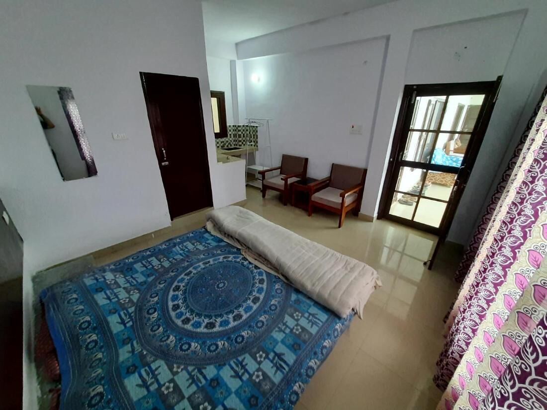 Studio, 1 Bedroom, Smoking, Balcony