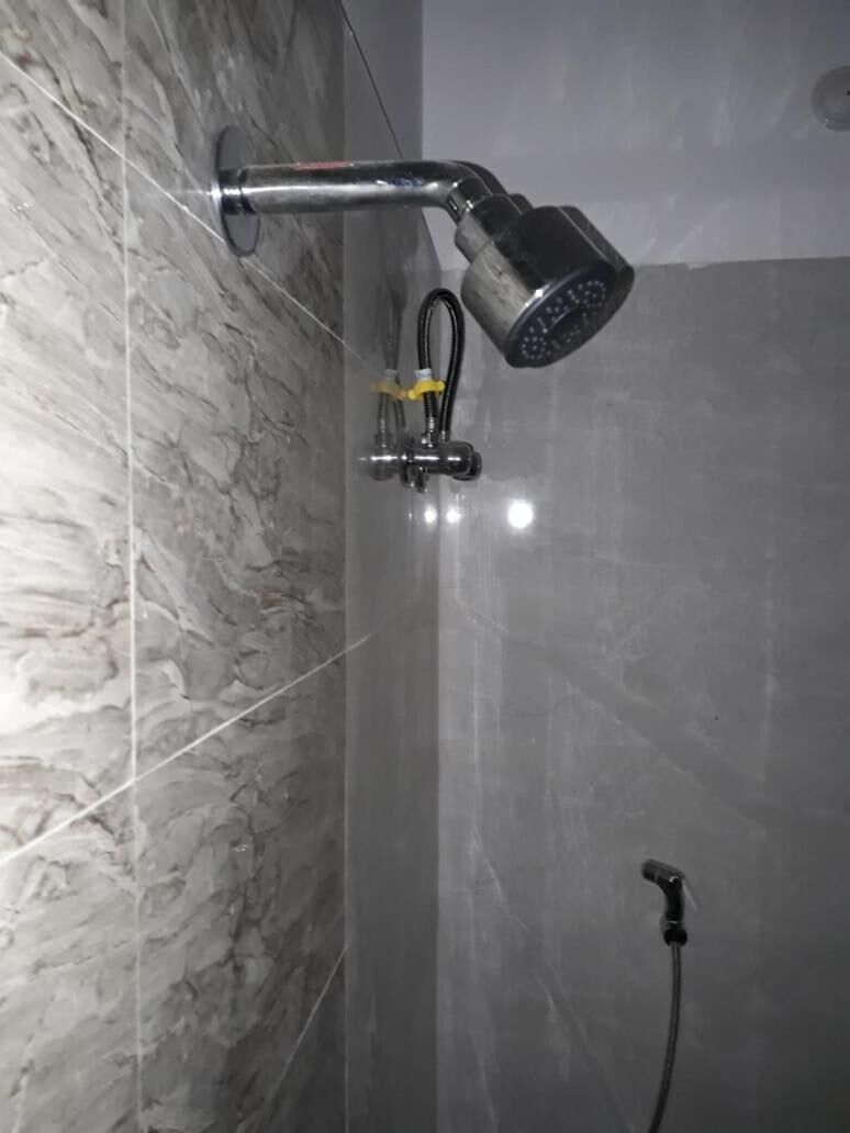 Studio, 1 chambre, fumeurs, balcon | Salle de bain