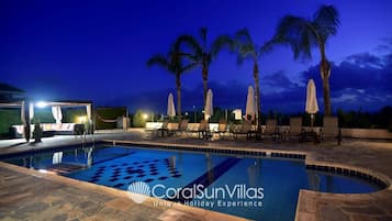 Villa, 4 habitaciones, para fumadores, alberca privada | Alberca | Alberca al aire libre