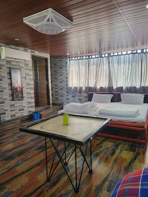 Apartment, 5 Schlafzimmer, barrierefrei, Raucher | Spielezimmer