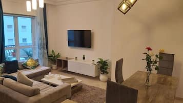 Apartamento, 2 quartos, acessível, sacada | Área de estar