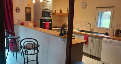 Charming detached country cottage