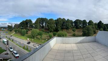 Deluxe Double Room | Terrace/patio