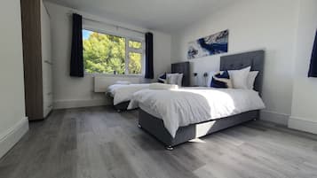 2 bedrooms, WiFi, bed sheets