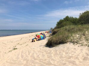 In Strandnähe, Liegestühle