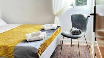2 chambres, Wi-Fi gratuit, draps fournis