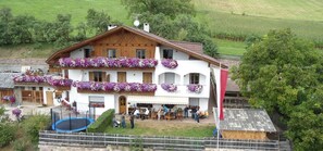 Exterior - Apartment "Lingerhof - Arnika" with Mountain View, Balcony & Wi-Fi (Mölten)