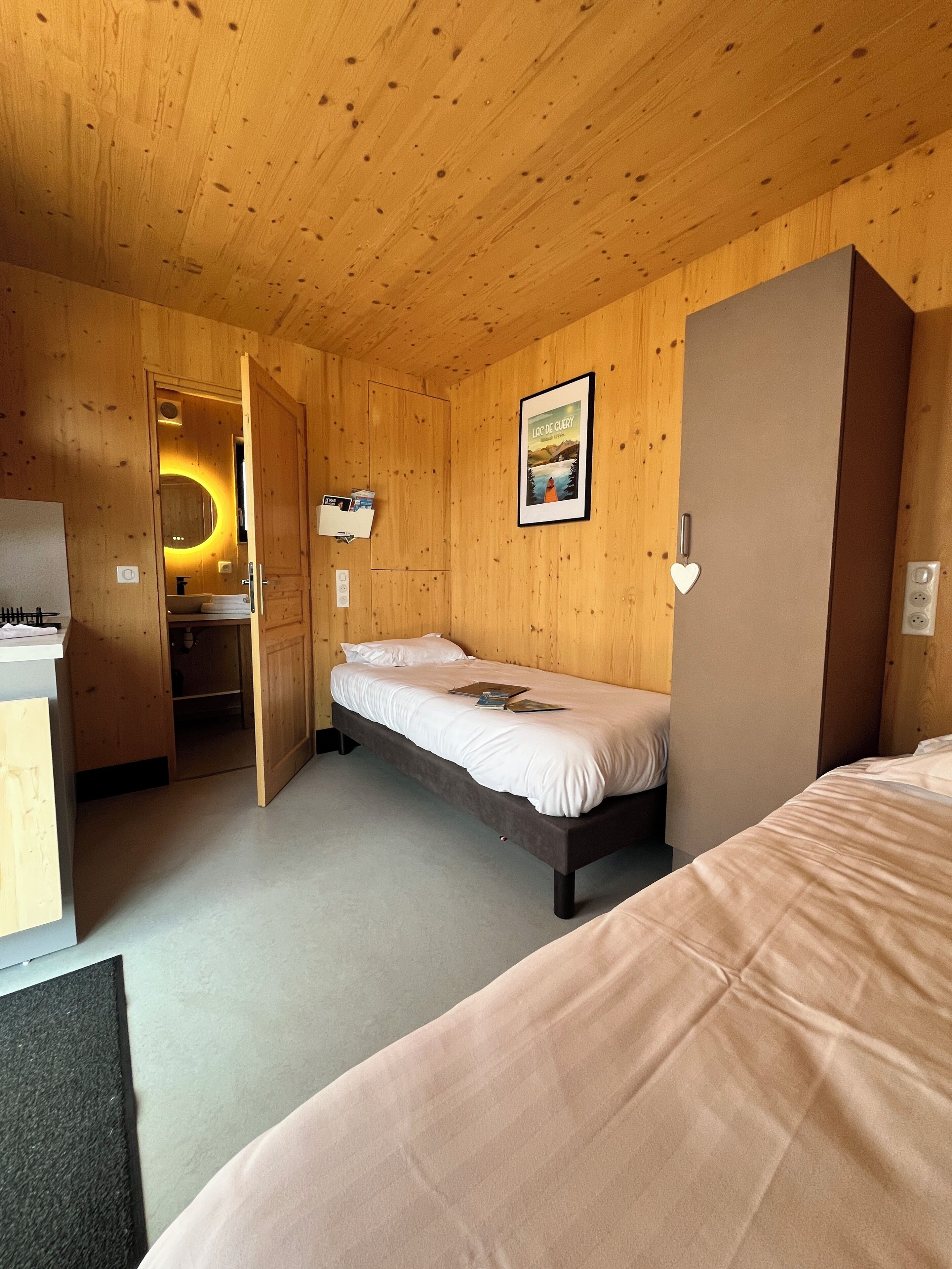 1 bedroom, free WiFi, bed sheets