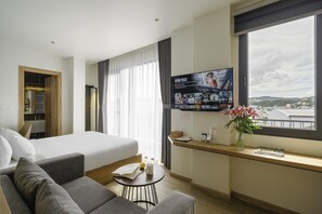 Superior Studio, Balcony | Minibar, desk, laptop workspace, soundproofing - TTR Central Apart Hotel (Da Lat)