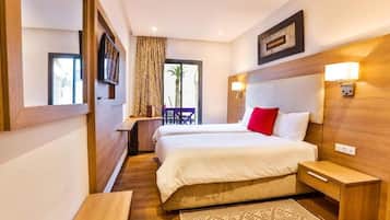 Deluxe Double Room | Egyptian cotton sheets, premium bedding, individually decorated, desk