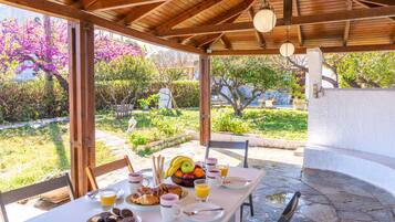 Rumah Tradisional | Teras/patio