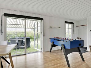Games room - Bakkesvinget cottage (Kirke Hyllinge)