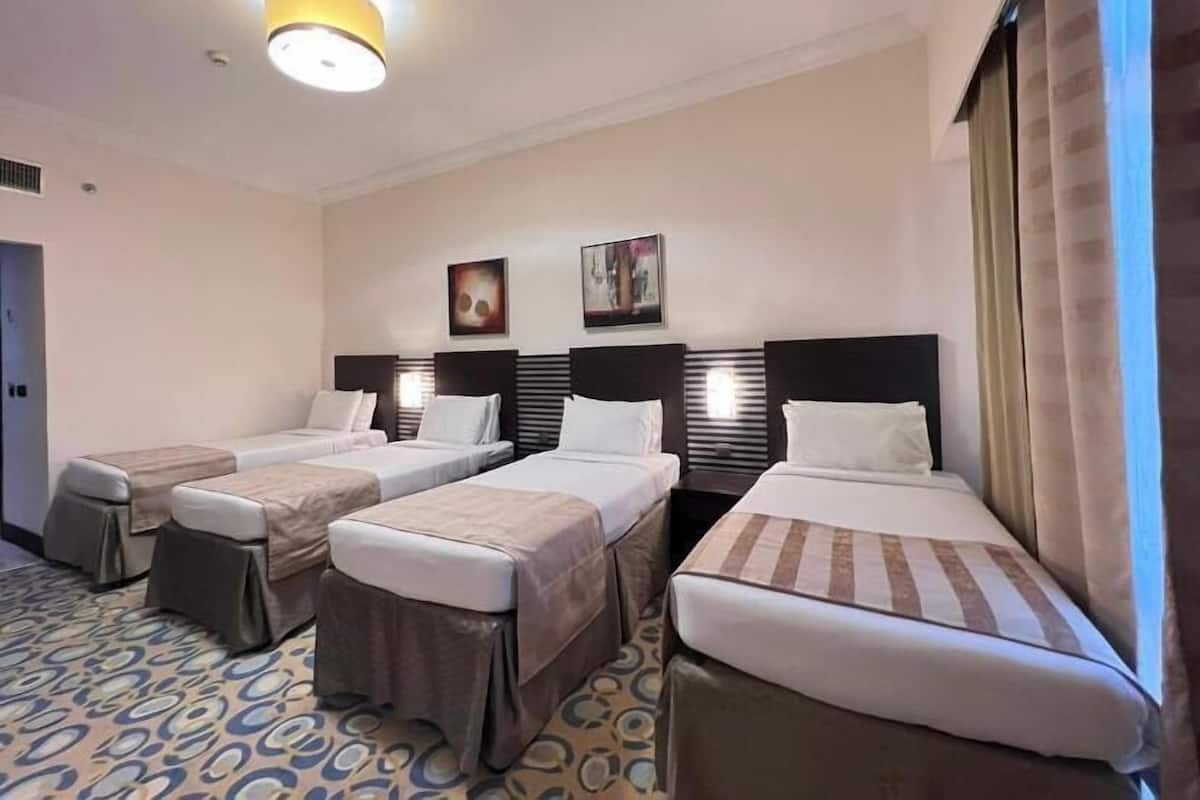 1 bedroom, in-room safe, desk, soundproofing