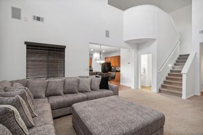 Smart TV - Relax & unwind w/all the comforts of home. (Rio Rancho)