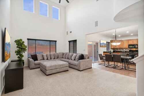 Relax & unwind w/all the comforts of home.