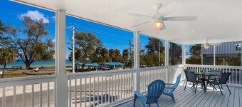 Coquina Cottage B 2 Bedroom Home by RedAwning