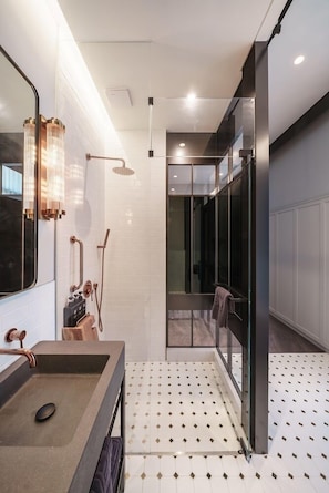 Suite Double Room | Premium bedding, down comforters, in-room safe, laptop workspace