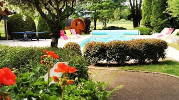 Piscine extérieure, piscine chauffée