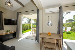 Dining - Villa Cottage 40m² 2 ch 5/7 Pers (Puget-sur-Argens)