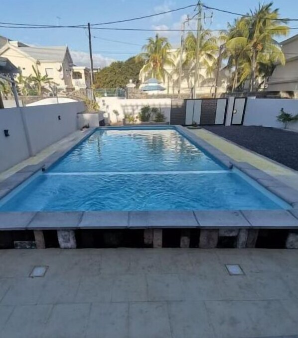 Pool - Splendid 4-bedrooms villa private pool near beach (Flic en Flac)