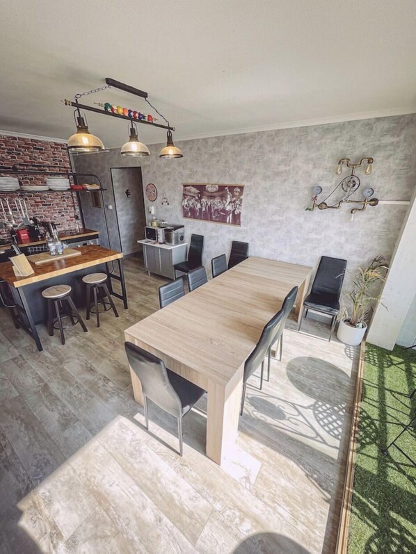 Economy Apartment, 1 Bedroom, Non Smoking | Living area - Appartement Tassigny Gare (Epinal)