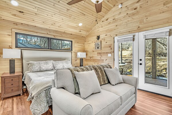 1 bedroom, iron/ironing board, free WiFi, bed sheets