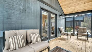 TV connectée, cheminée