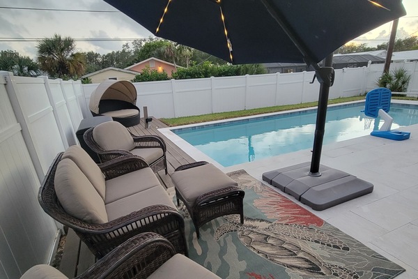 Outdoor pool, a heated pool