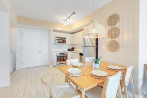 Dining - Pool | Apartment w/ Balcony - Gym - Near Beach (Hallandale Beach)